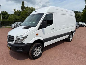 *INKOOP* Met Spoed Gezocht Mercedes Sprinter 4x4