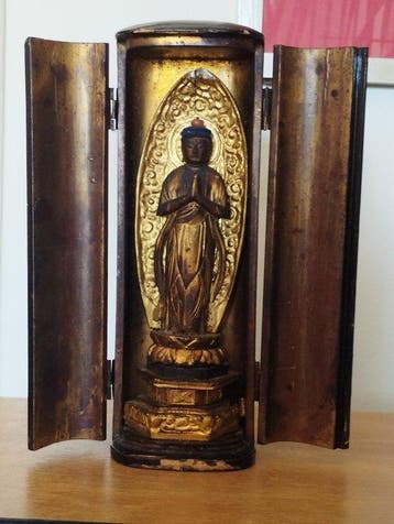 Beeldje - Przenony otarzyk z poskiem Buddy - Hout, Goud,