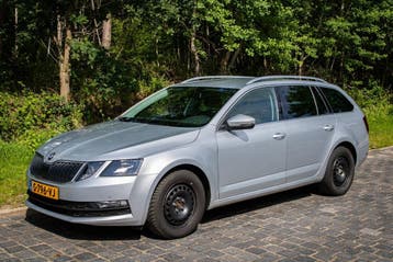 Skoda Octavia 1.6 TDI Greentech 115pk 2019 Zilver, Gebruikt, Origineel Nederlands, Stationwagon, Octavia