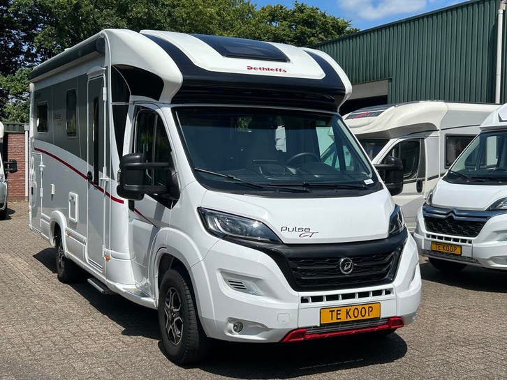 Dethleffs PulseGTT6811 GE, Caravans en Kamperen, Campers, Cassettetoilet, ABS, Achteruitrijcamera, Airbags, Brandblusser, ESP-stabiliteitscontrole