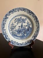 Bord - Porselein - Chinees Qianlong periode