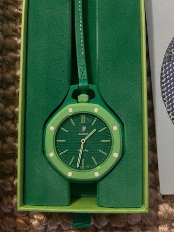 Swatch Royal Pop - Swatch × Audemars Piguet GREEN EIGHT -, Nieuw