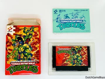 Nintendo Famicom - Teenage Mutant Ninja Turtles, Spelcomputers en Games, Games | Nintendo NES, Verzenden, Gebruikt
