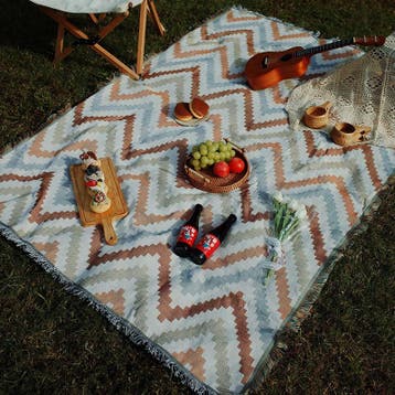 180 bij 230cm Fris Zomers Zigzag Stoffen Picknickkleed Kleed, Verzamelen, Verzenden, Nieuw