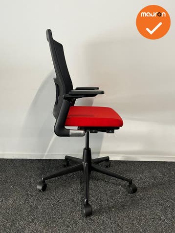 Ahrend 2020 Verta bureaustoel - refurbished - rode stofferin, Werkplek, Ophalen of Verzenden, Gebruikt, Stoel