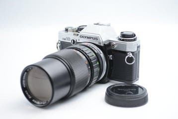 Olympus OM10 + OM-System Zuiko Auto-Zoom 4/75-150mm | Single, Nieuw