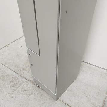 2-deurs Oostwoud ruimte besparende Z-lockerkast - 195x40x50, Ophalen of Verzenden, Nieuw