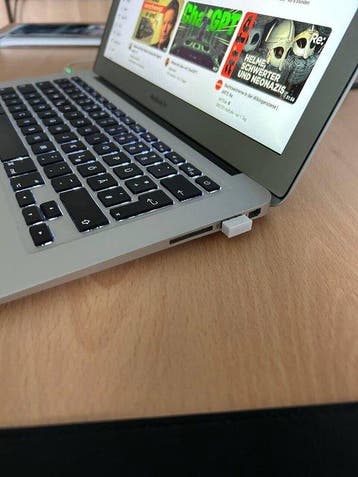 Apple MacBook Air 13 (Early 2015) | i5 1.6GHz | 8GB RAM |, Nieuw
