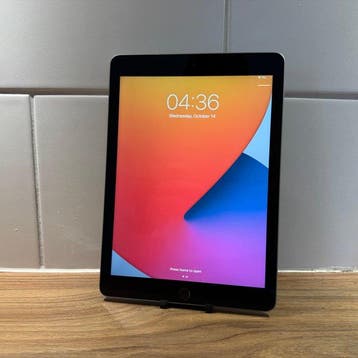 Apple iPad (5th Generation) 128GB Wifi - Mobiele telefoon, Nieuw