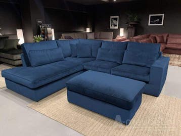 Hoekbank Leusden - hoekbanken - Blauw - Velvetstof, Nieuw, 150 cm of meer, Stof, 250 tot 300 cm