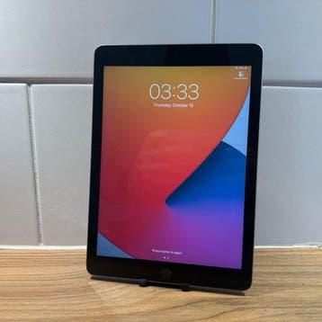 Apple iPad (5th Generation) 128GB Wifi - Mobiele telefoon, Nieuw