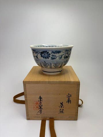 Rakuzan Kiln – Annam (Annan) Stijl Chawan – Blauzwitte
