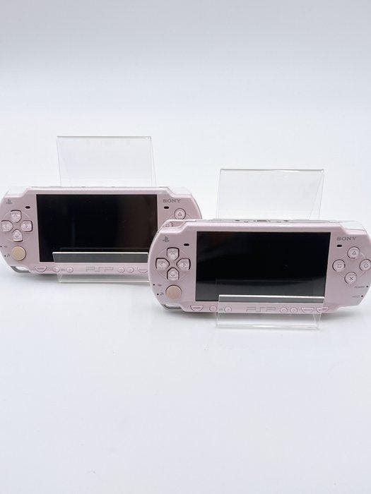 Sony - Sony PSP-2000 Blossom Pink Console x2 Lot -, Spelcomputers en Games, Spelcomputers | Overige Accessoires