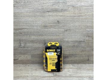 Veiling - DeWalt DT70802-QZ TOUGH CASE medium X1 (leeg), Nieuw