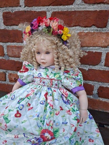 Paulines Limited Addition Dolls - Pop - 1990-2000 - V.S.