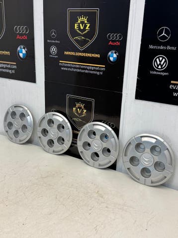 Wieldoppen set 15 inch Citroën Jumper (U9) bj.2018 B985, Gebruikt