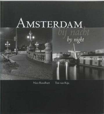 Amsterdam bij nacht - T. van Rijn 9789053661055, Boeken, Verzenden, Gelezen, T. van Rijn