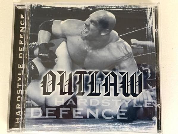 cd - Outlaw  - Harstyle Defense, Cd's en Dvd's, Cd's | Rock, Zo goed als nieuw, Verzenden