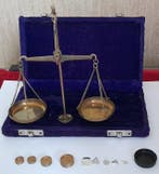 Weegschaal - Metaal, Antiek en Kunst
