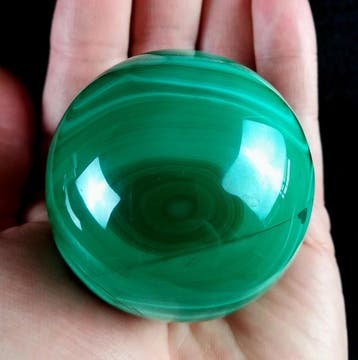 Malachiet A++ van eerste kwaliteit Bol - Hoogte: 55 mm -