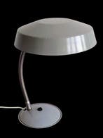 Bauhaus industrial desk lamp space age ufo. - Tafellamp -