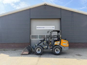 GIANT G2700 X-TRA HD+ minishovel / kniklader 2026 150 uur, Ophalen, Wiellader of Shovel