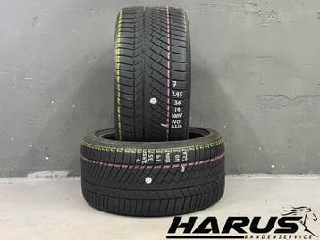 295/35/19 100V Continental winterbanden 7mm profiel 2 stuks, Auto-onderdelen, Banden en Velgen, 19 inch, Gebruikt, 295 mm, Band(en)