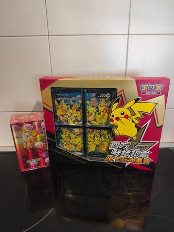 Pokémon - 2 Box - Pokémon TCG - Pikachu V-UNION Gift Box +, Nieuw