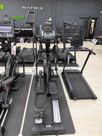 Toorx Professional ERX-9500-TFT Crosstrainer, Ophalen of Verzenden, Zo goed als nieuw, Benen