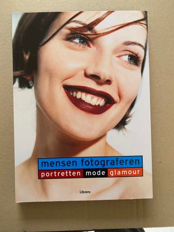 Praktijkboek Mode- en Glamourfotografie - Studio  Belichting, Ophalen of Verzenden, Zo goed als nieuw, Techniek