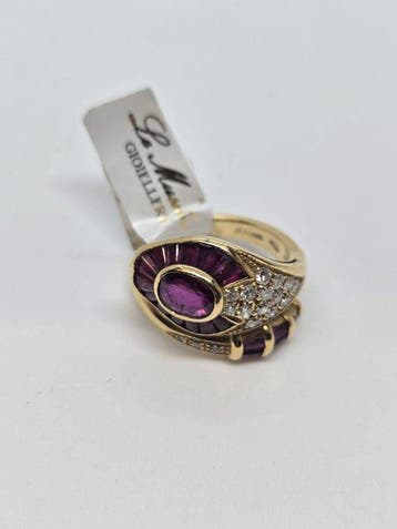 Statement ring - 18 karaat Geel goud - 1.50ct. tw. Robijn -