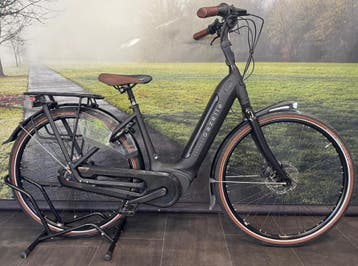 Gazelle Grenoble C8 Elektrische fiets - 46CM - Kleine Maat, Ophalen of Verzenden, Zo goed als nieuw, Minder dan 47 cm, 50 km per accu of meer