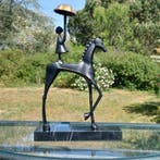 sculptuur, The dream girl - 36.5 cm - Bron, Marmer