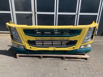 Bumper Volvo FM4 21221129, Ophalen, Gebruikt, Volvo, Carrosserie en Plaatwerk