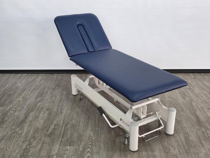 2-delige behandeltafel,massagetafel met garantie, Diversen, Verpleegmiddelen, Gebruikt, Ophalen