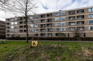 Te Huur 4 Kamer Appartement Paramaribostraat In Leiden, Huizen en Kamers, Huizen te huur, Direct bij eigenaar, Leiden, Appartement