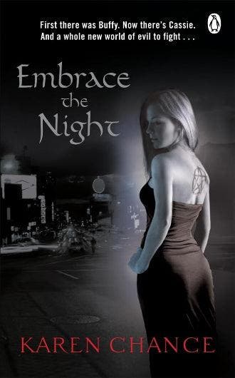 Embrace The Night - EN - Karen Chance - Paperback, Gelezen, Karen Chance, Ophalen of Verzenden, Fictie
