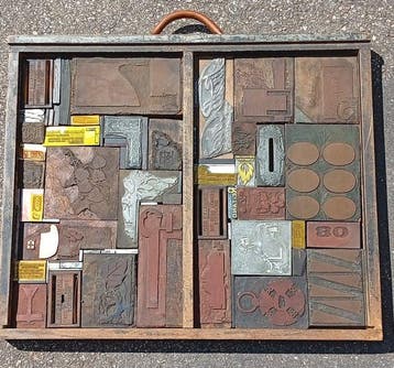 Industriële apparatuur - Typografische lade met