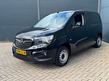 Opel Combo 1.5D L1H1 / Camera / Carplay / 3 Zits / Trekhaak, Gebruikt, Euro 6, Zwart, Lease