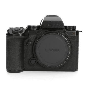 Panasonic Lumix DC-S5 IIX - <5.000 kliks - 1 jaar garantie, Ophalen of Verzenden, Zo goed als nieuw