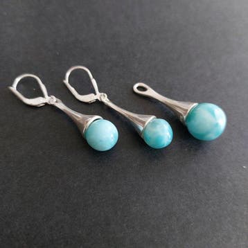 Larimar. Set van hanger en oorbellen met beveiligde