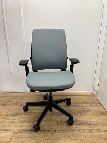 Grijze Steelcase Amia Bureaustoel, Incl. 5 Jaar Garantie!, Verzenden, Zo goed als nieuw, Grijs, Bureaustoel
