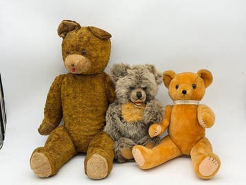 Zotty//Antieke Strogevulde Vintage teddybeer// Estée Lauder