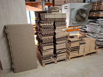 Partij akoestische panelen en stalen, Nieuw