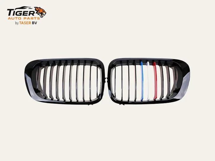 BMW E46 Facelift Grille Set Zwart Sedan Touring, Auto-onderdelen, Carrosserie en Plaatwerk, Nieuw, BMW, Voor, Motorkap