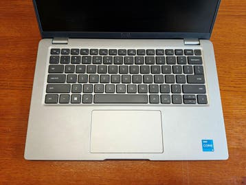 Dell Latitude 5440 | i5 1345u | 16gb DDR4 | 250gb SSD, Computers en Software, Windows Laptops, Qwerty, Minder dan 2 Ghz, Refurbished