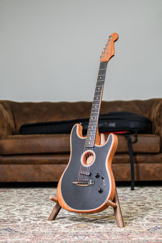 Fender American Acoustasonic Strat 2024 | Black, Muziek en Instrumenten, Snaarinstrumenten | Gitaren | Akoestisch
