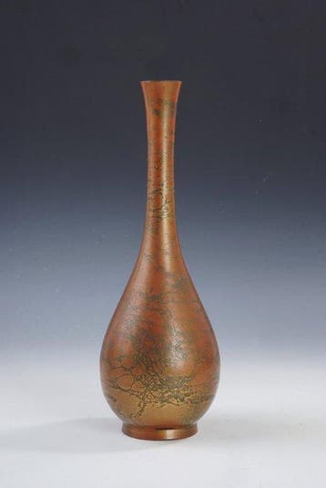 Vaas - Brons - Japan - Takaoka • Tsurukubi flower vase with, Antiek en Kunst, Antiek | Overige Antiek