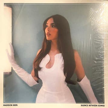 lp nieuw - Madison Beer - Silence Between Songs, Verzenden, Zo goed als nieuw, Overige formaten