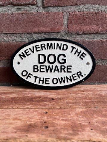 Decoratief ornament - Never Mind the Dog - Europa, Antiek en Kunst, Curiosa en Brocante